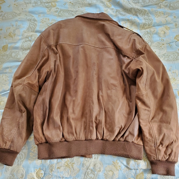 Vintage Bomber Jacket by Georgetown leather - Picture 4 of 4